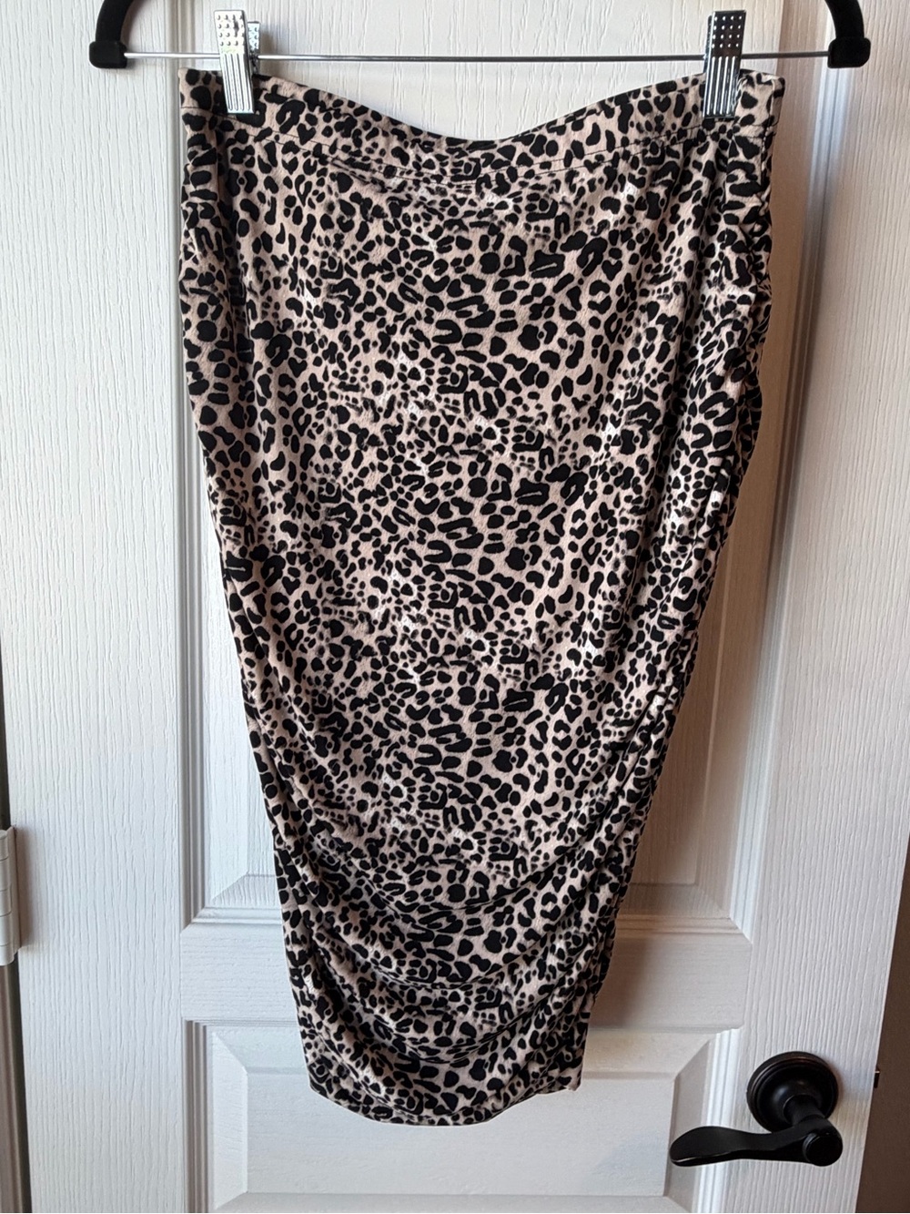 Vince Camuto Beige and Black Leopard Print Pencil Skirt